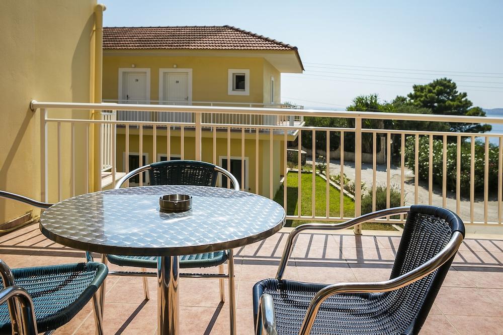 Lassi Hotel Екстер'єр фото