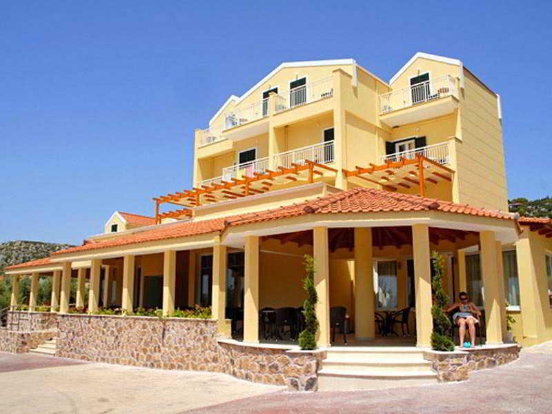 Lassi Hotel Екстер'єр фото
